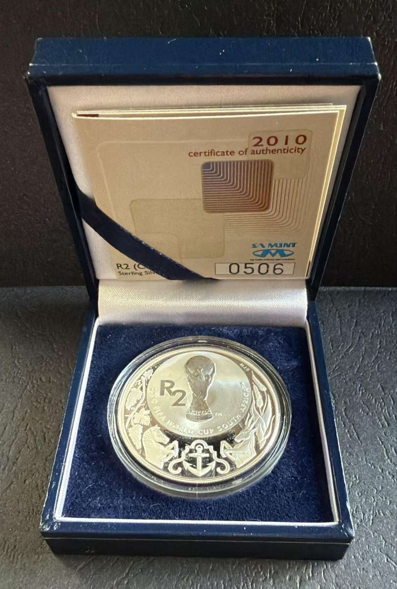 SILVER 1 OUNCE - 2010 Silver Proof R2 FIFA World Cup South Africa - includes COA