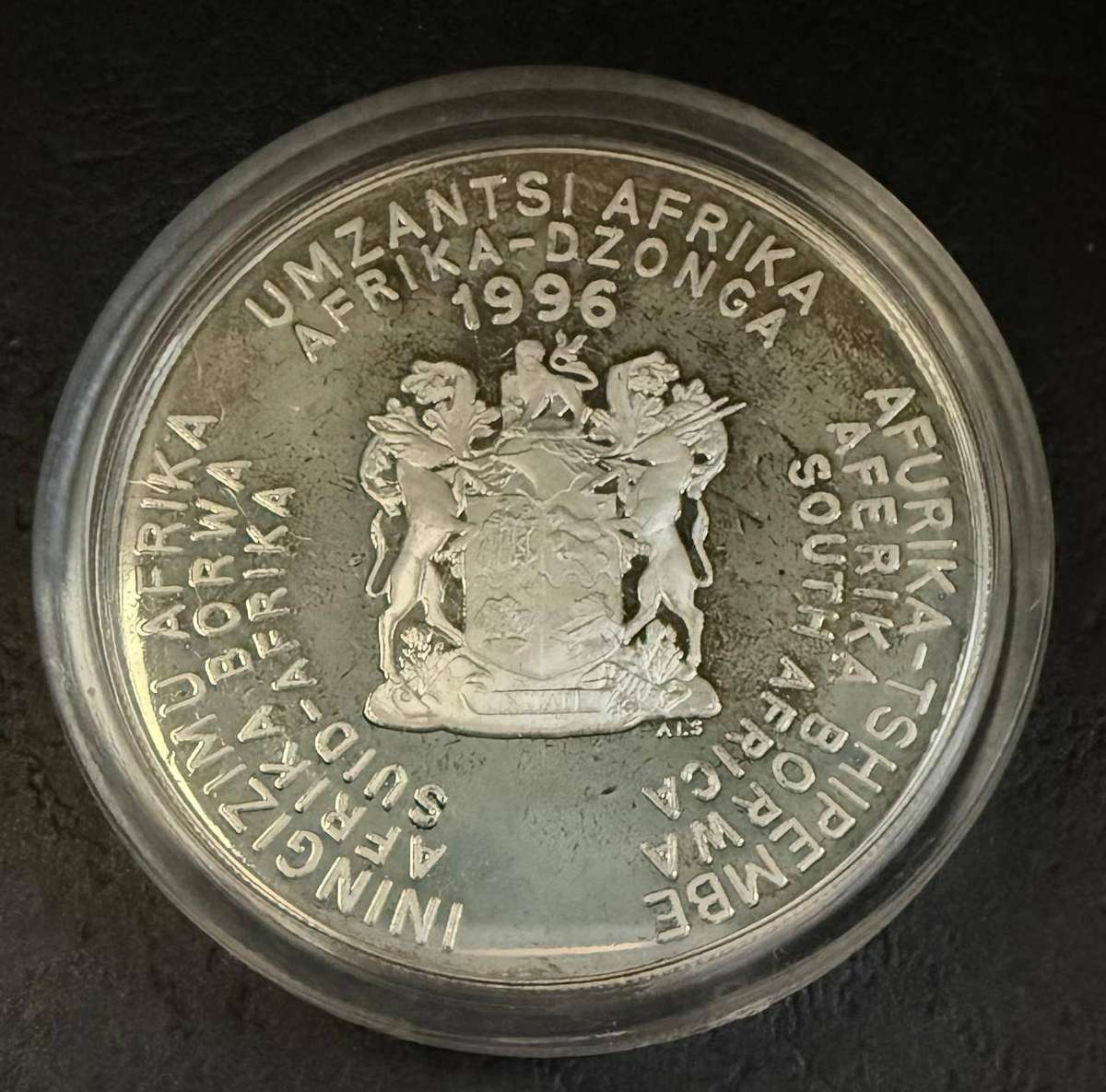 SILVER 1 OUNCE - 1996 Silver Proof R2 Bafana Bafana Cup- Mintage 2690 -with COA in original SAM box