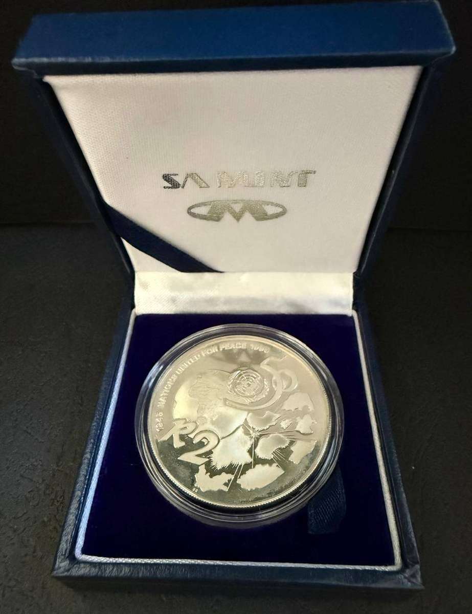 SILVER R2 (1 OUNCE) - 1995 Silver Proof Crown UNITED NATIONS 50TH ANNIVERSARY - Mintage 1412