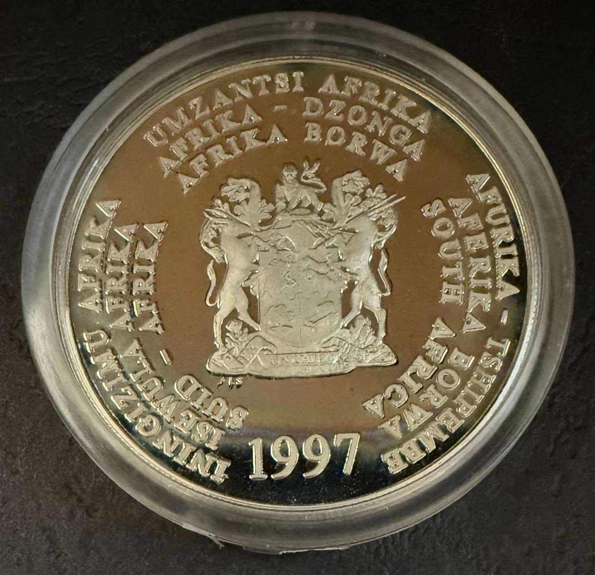 SILVER 1 OUNCE - Silver Proof R2 Seahorse - with COA - Mintage 3000