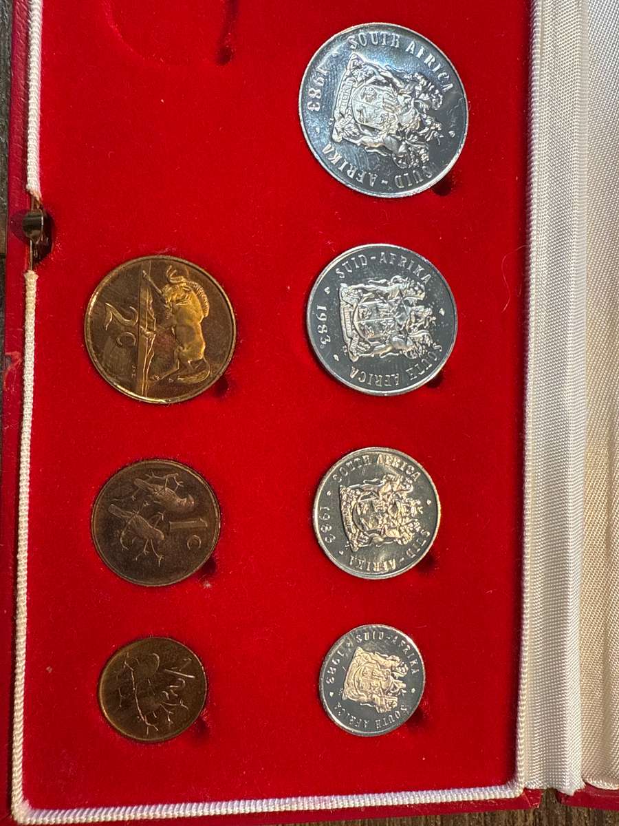 1983 Long proof set - no gold or silver R1 - as per pictures