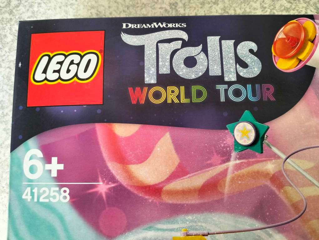 Lego Vibe City Concert DreamWorks Trolls World tour 41258 set