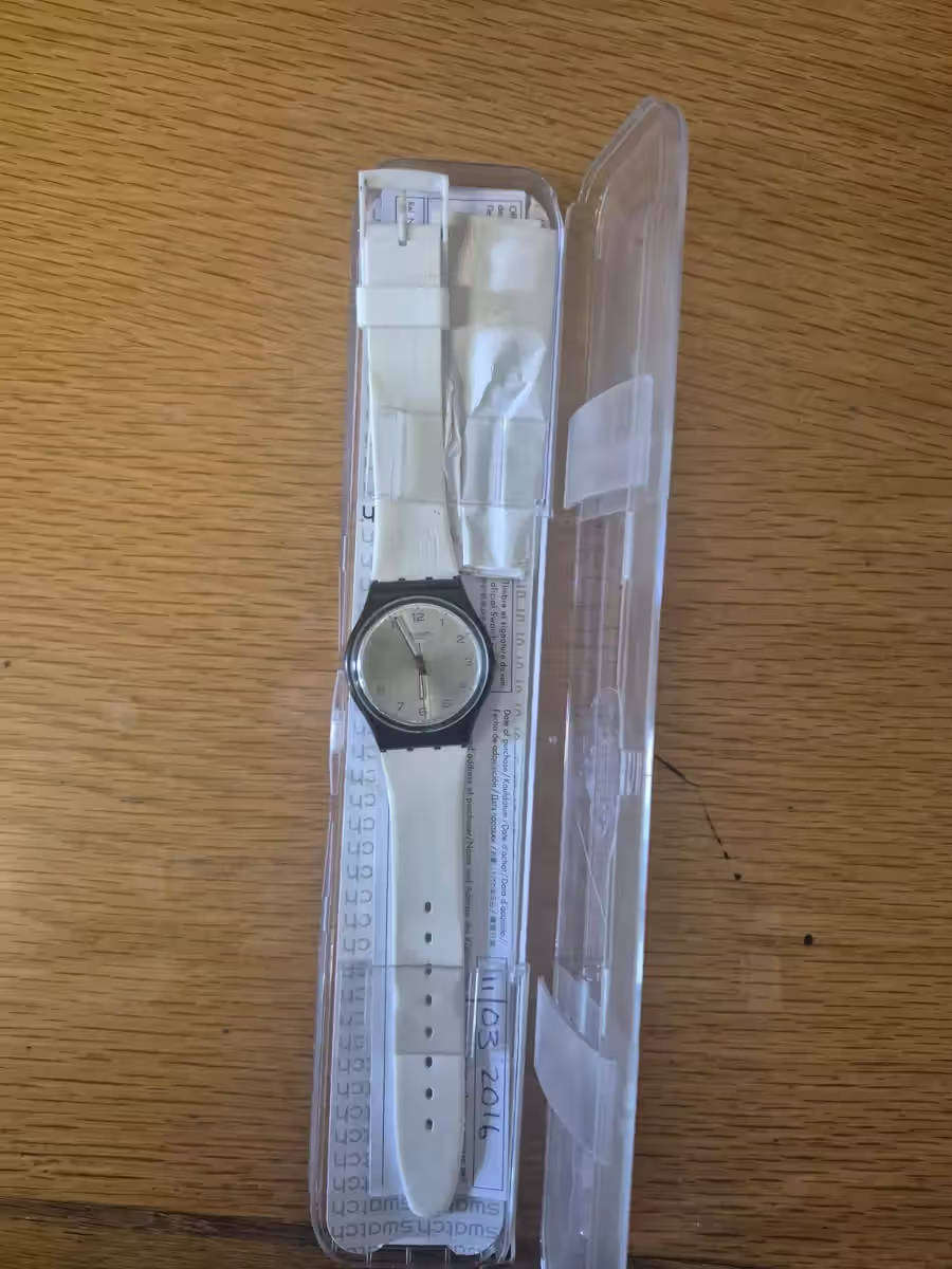 Swatch Ladies Quarts Watch