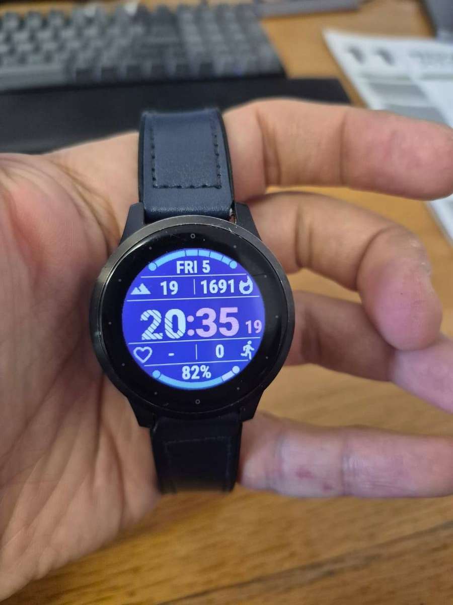 Garmin VivoActive 4s Smartwatch