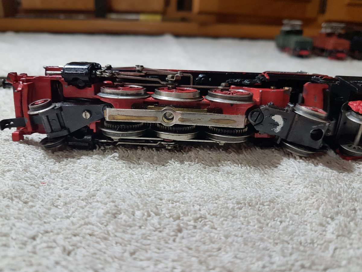 Marklin DA800 (3005) German passenger Locomotive - Class 23