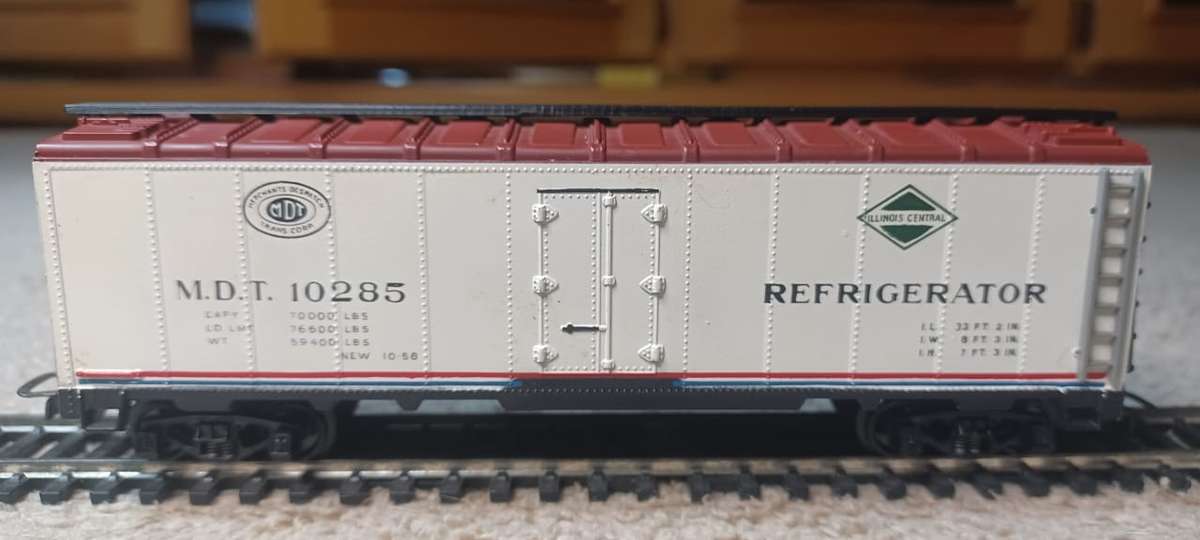 Rivarossi Reefer car