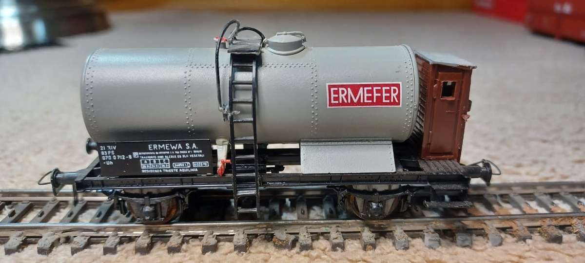 Tank wagon with lima couplers