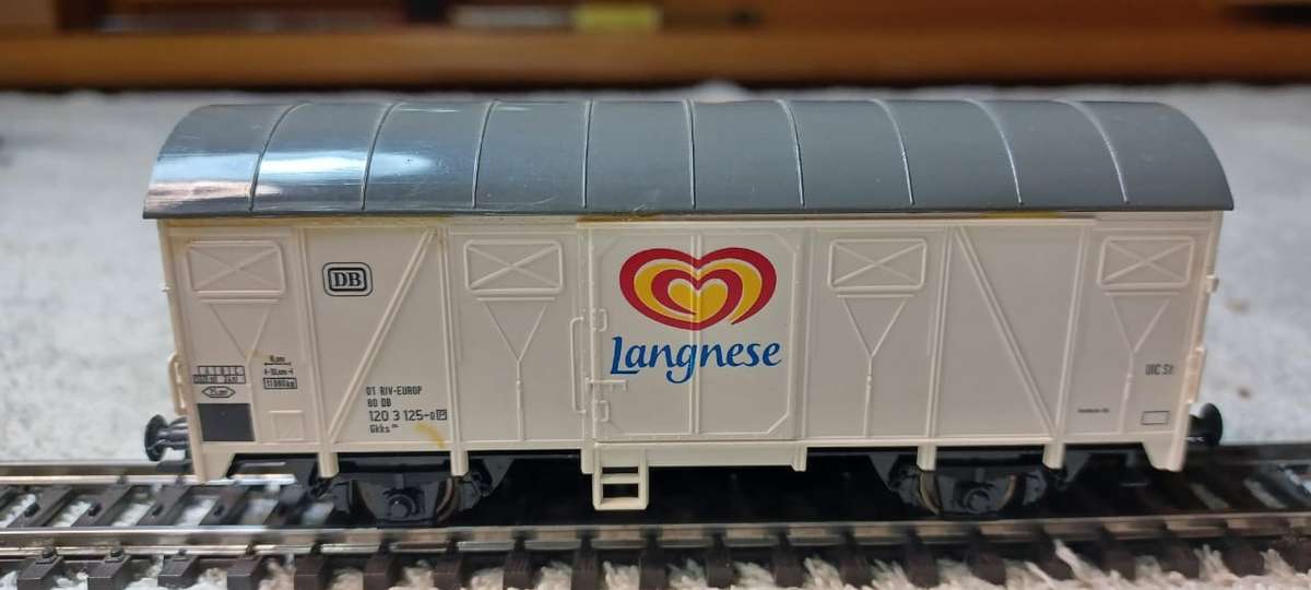 Marklin - Goods van - Fitted with Marklin Close couplers