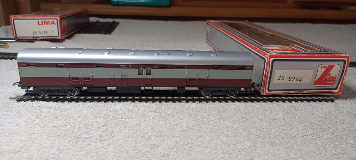 Lima - SAR - Baggage car - 309244