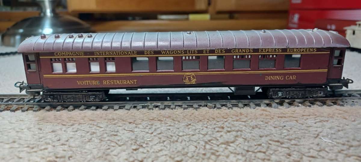 Buco - Dining Car - Rare - lima type couplers