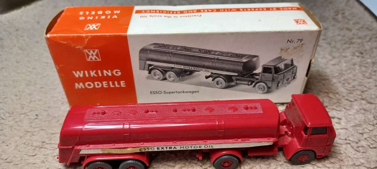 Wiking ESSO Super tank truck nr 79