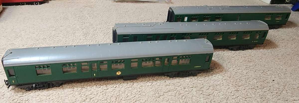 Trix Southern Railway Passenger set