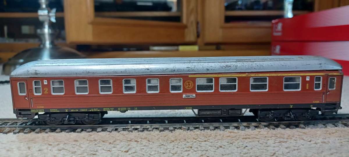 Marklin Swedish passenger car