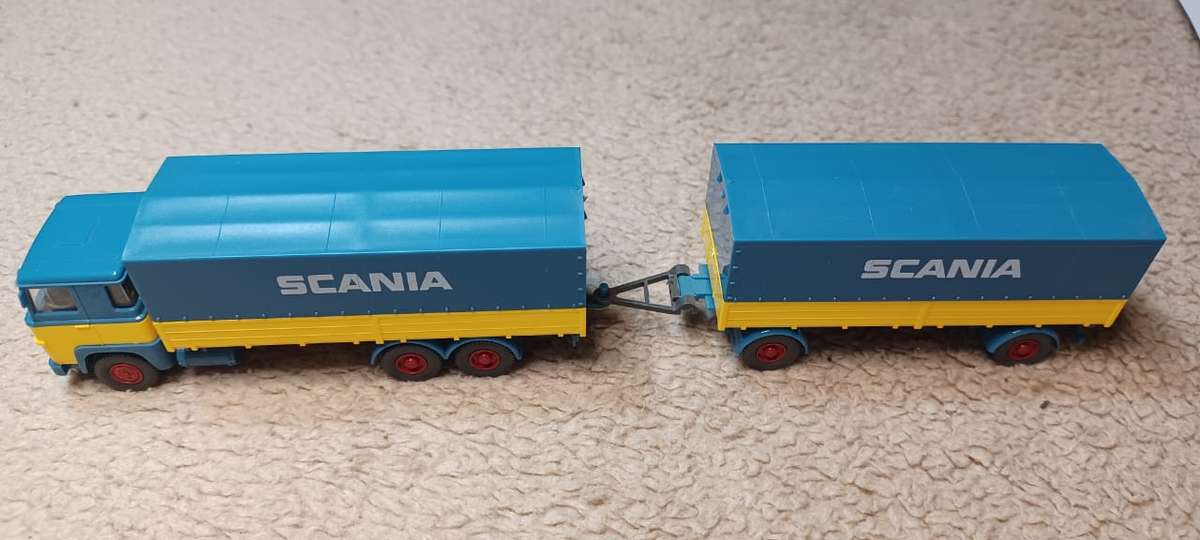 Wiking Scania truck and trailer