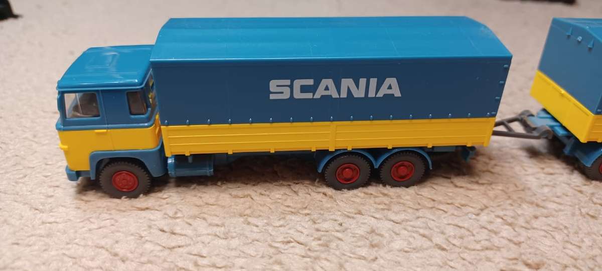 Wiking Scania truck and trailer