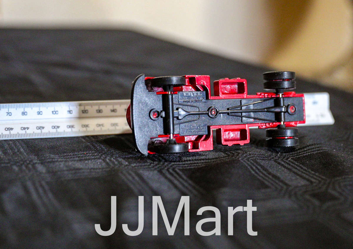 ERTL's " Vintage Vehicles " 1950 Chevy Semi-Cab in 1:43 Scale.