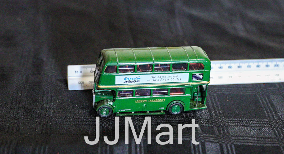 EFE 11103 Leyland RTL Bus London Transport Country Green Wilkinson Sword