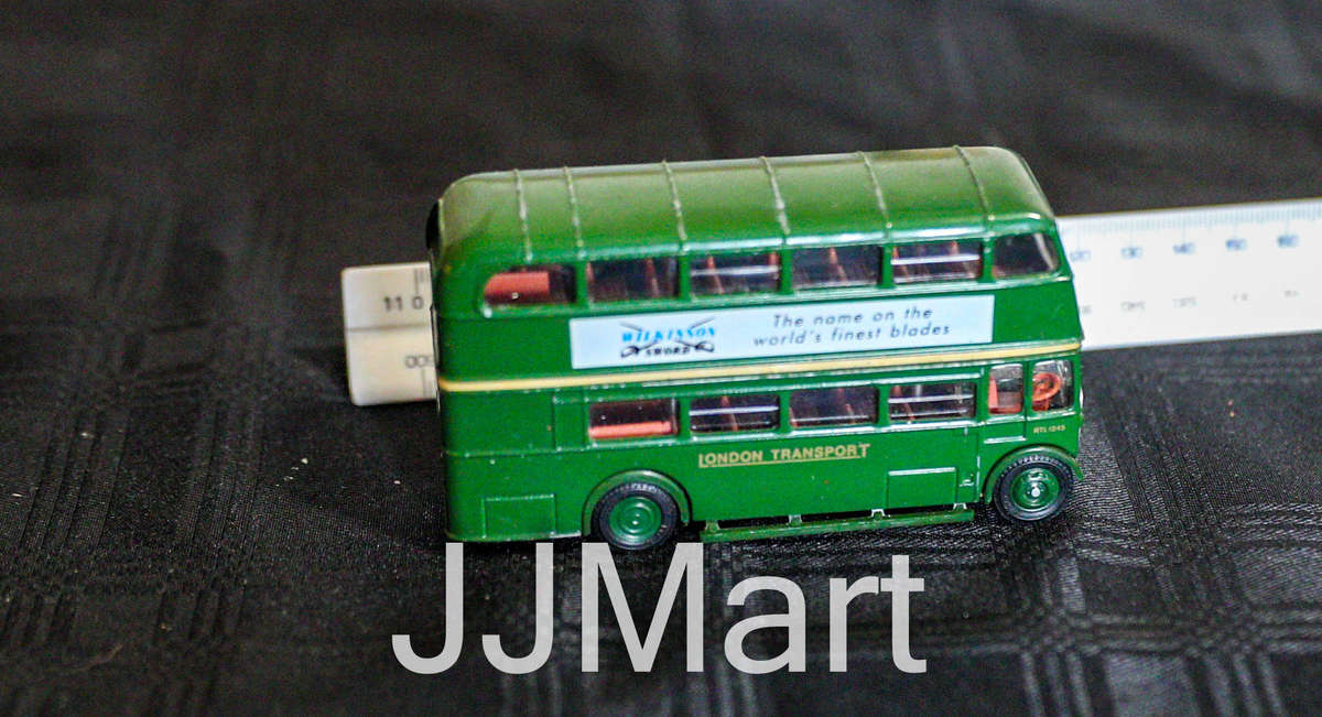 EFE 11103 Leyland RTL Bus London Transport Country Green Wilkinson Sword