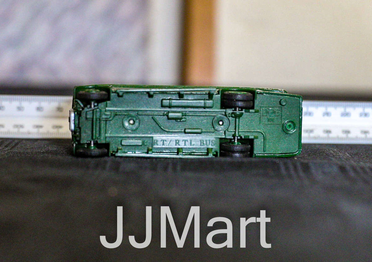 EFE 11103 Leyland RTL Bus London Transport Country Green Wilkinson Sword