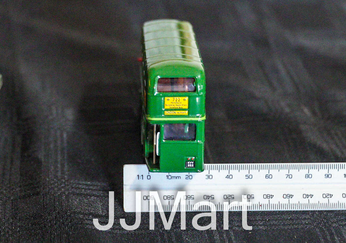 EFE Leyland RTL RT 3 Bus London Transport Green Line