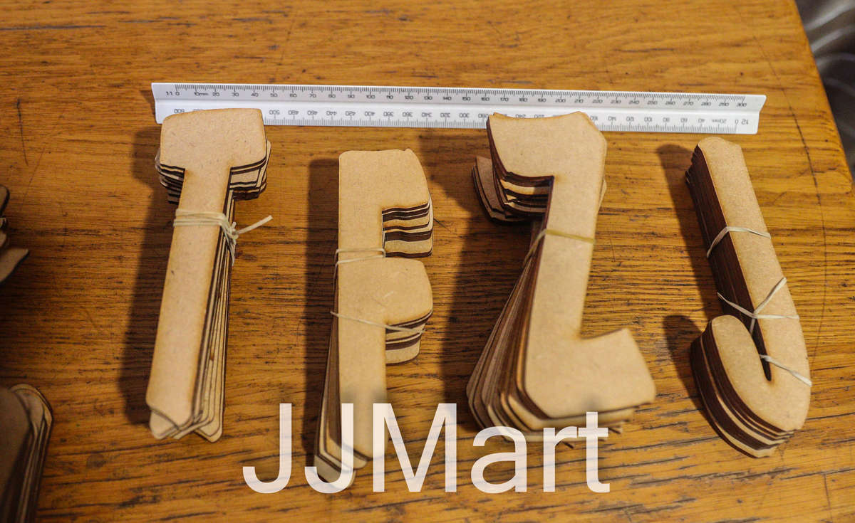 Big box of cut out letters (+/- 337 in total)