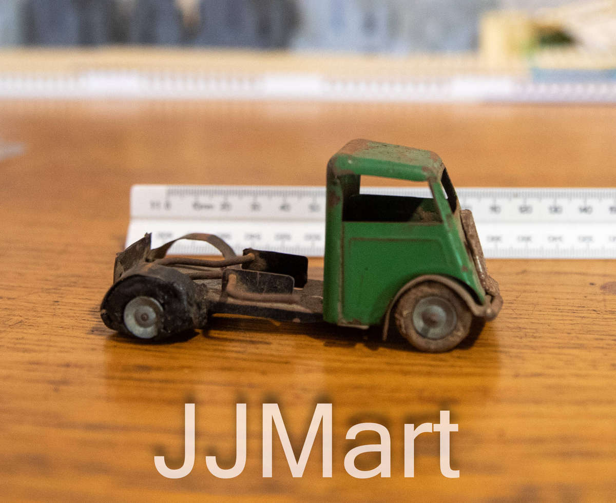 Vintage 1940's Tri Ang Minic Tin Toy Wind Up Truck (wreck)