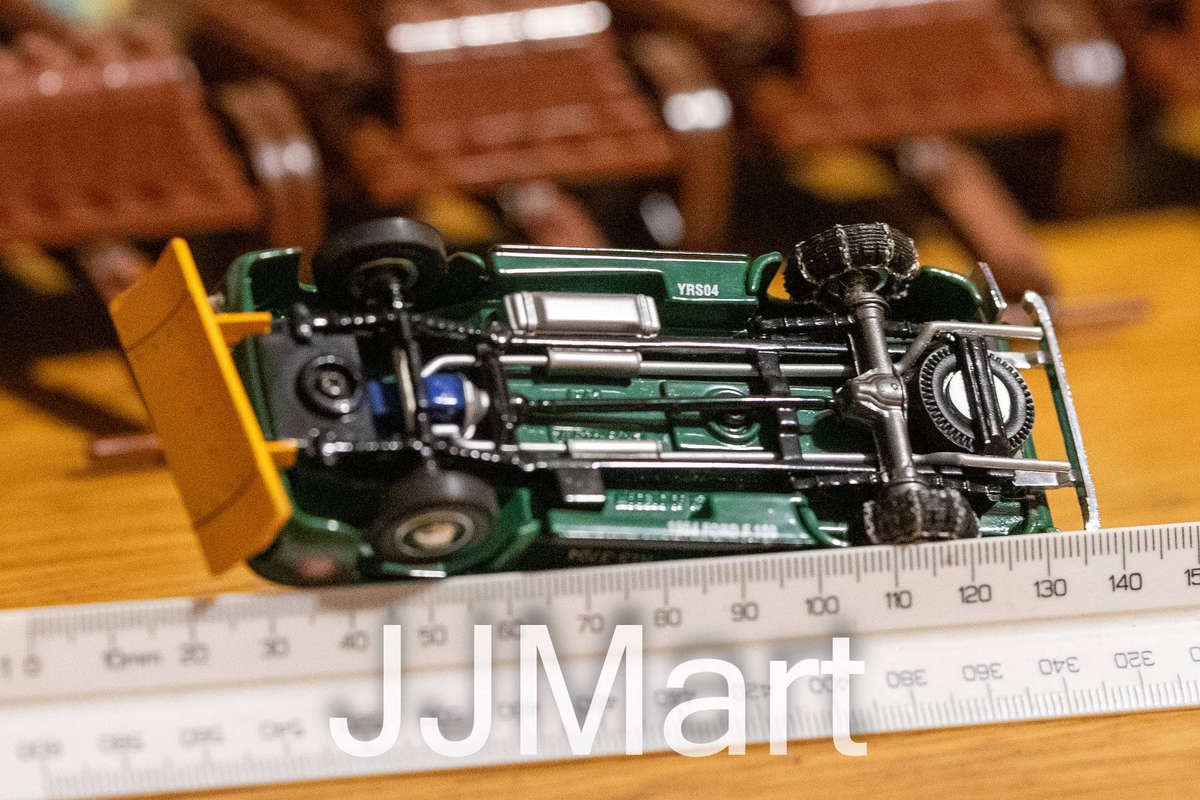Matchbox Models of Yesteryear YRS04 1954 Ford F-100 Pick-up "Sinclair"