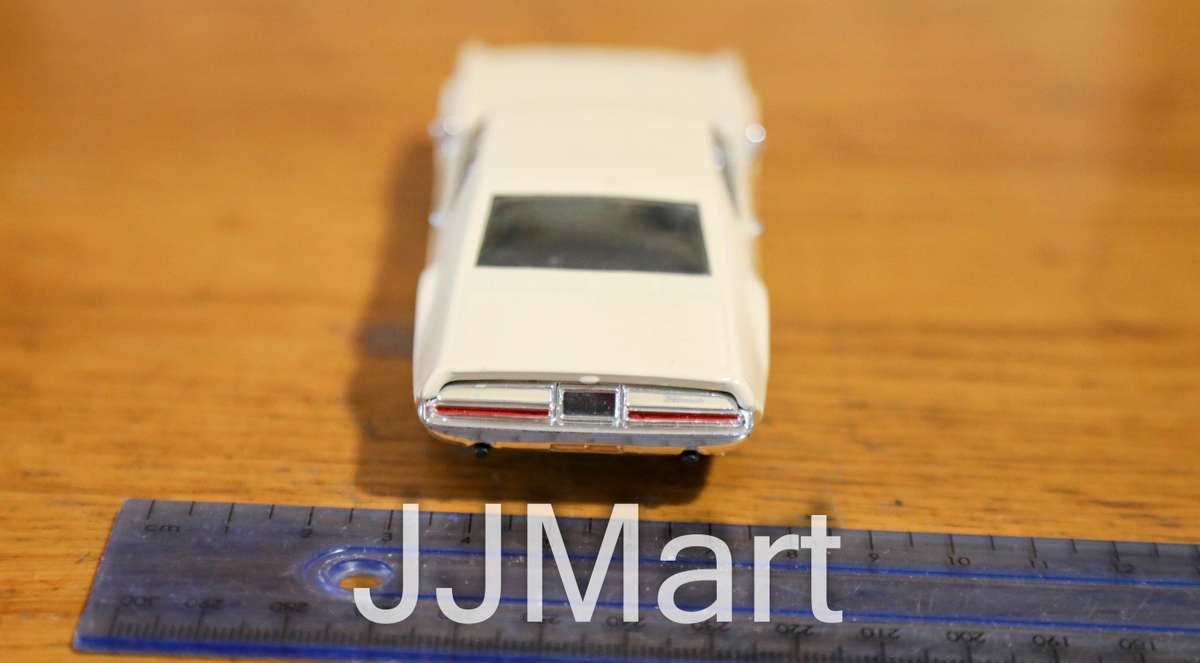 Del Prado '66 OldsMobile Toronado Diecast