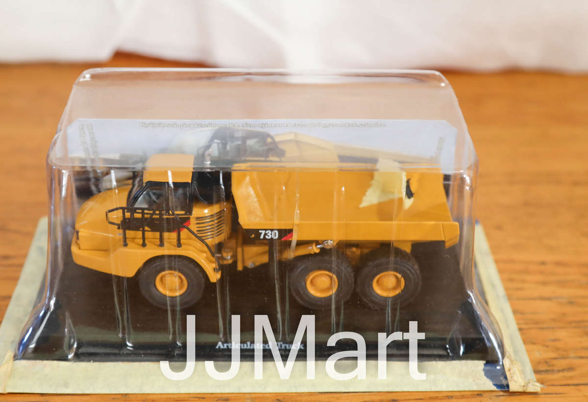 Amercom Articulated Truck - 1:64 Construction Machine Model (Amercom MB-6)
