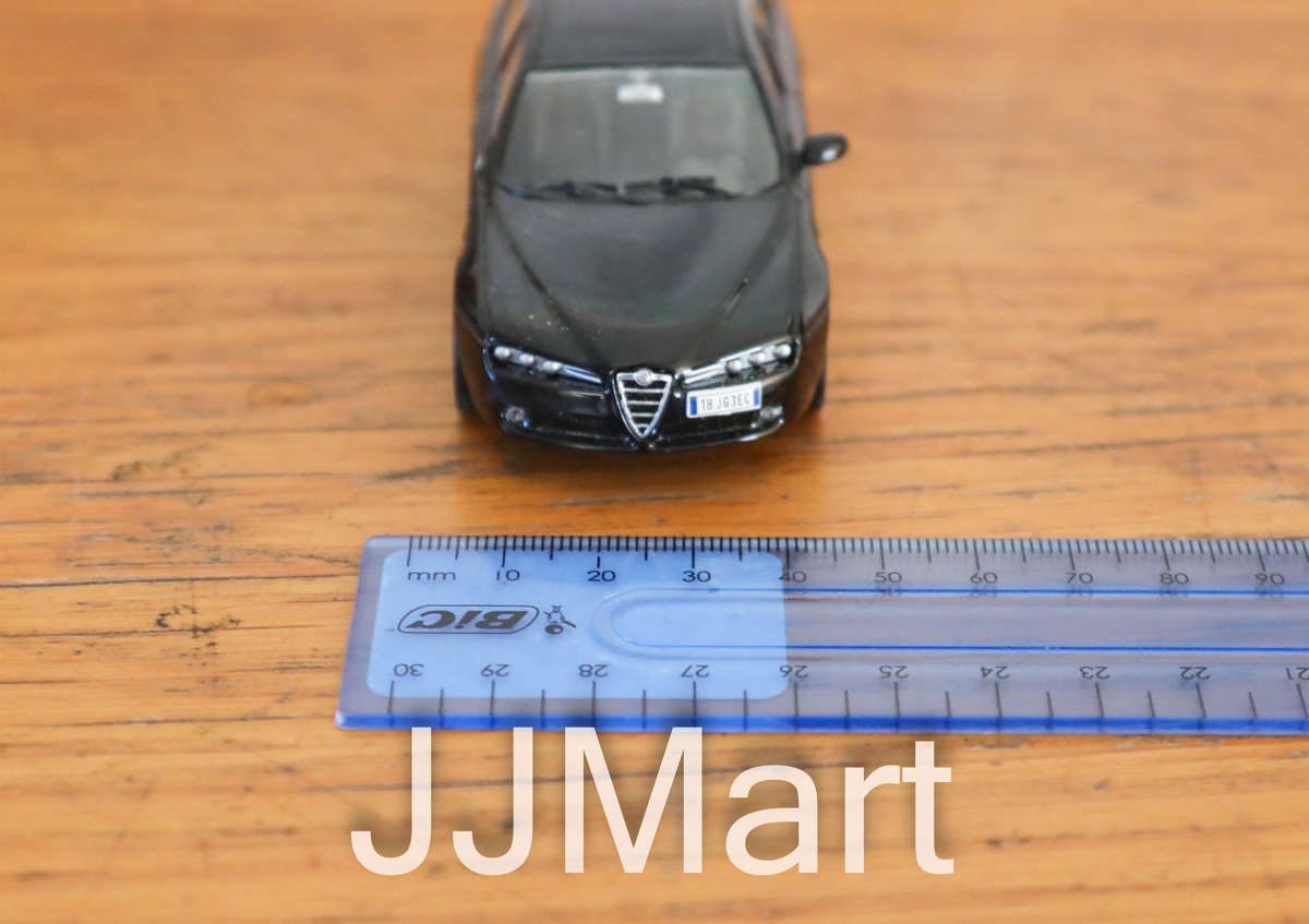 Miniature Collection 007 James Bond Alfa Romeo 159