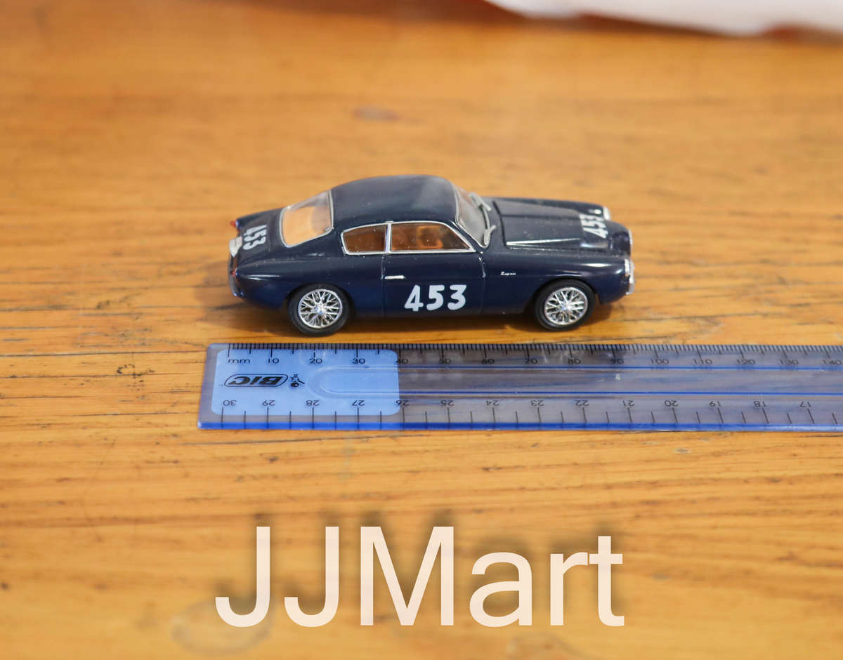 MMC008 Scale 1/43 | ALFA ROMEO 1900 SS Zagato 1954  Diecast Model Car