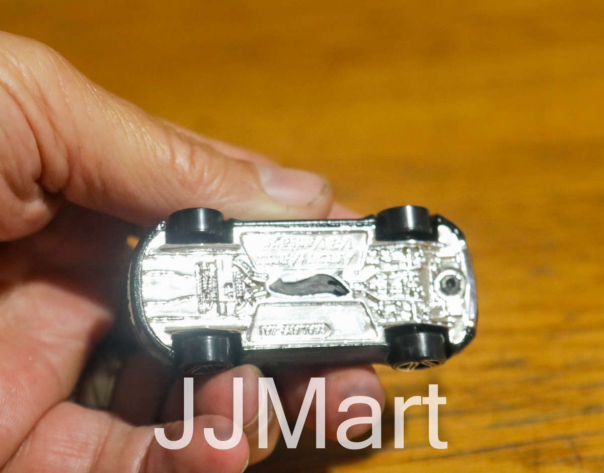 Hotwheels Black Aston Martin V8 Vantage, part of the 2008 All Stars.