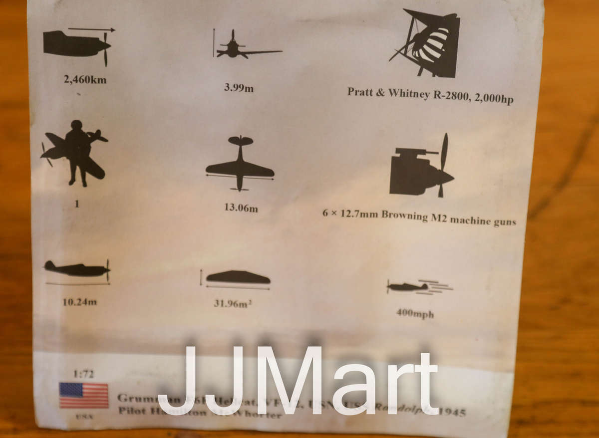 Amercom Aircraft of the World  Grumman Hellcat  1:72 fighter model