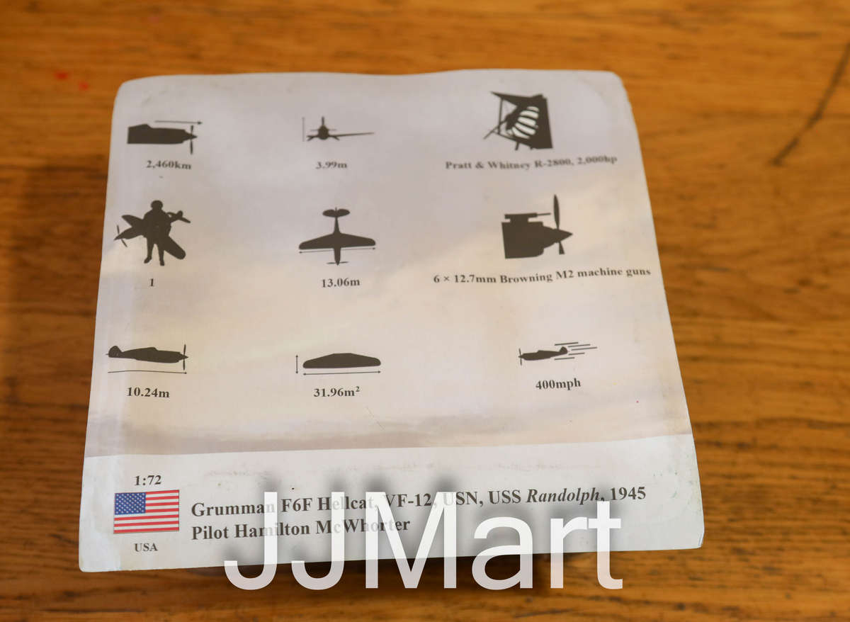 Amercom Aircraft of the World  Grumman Hellcat  1:72 fighter model