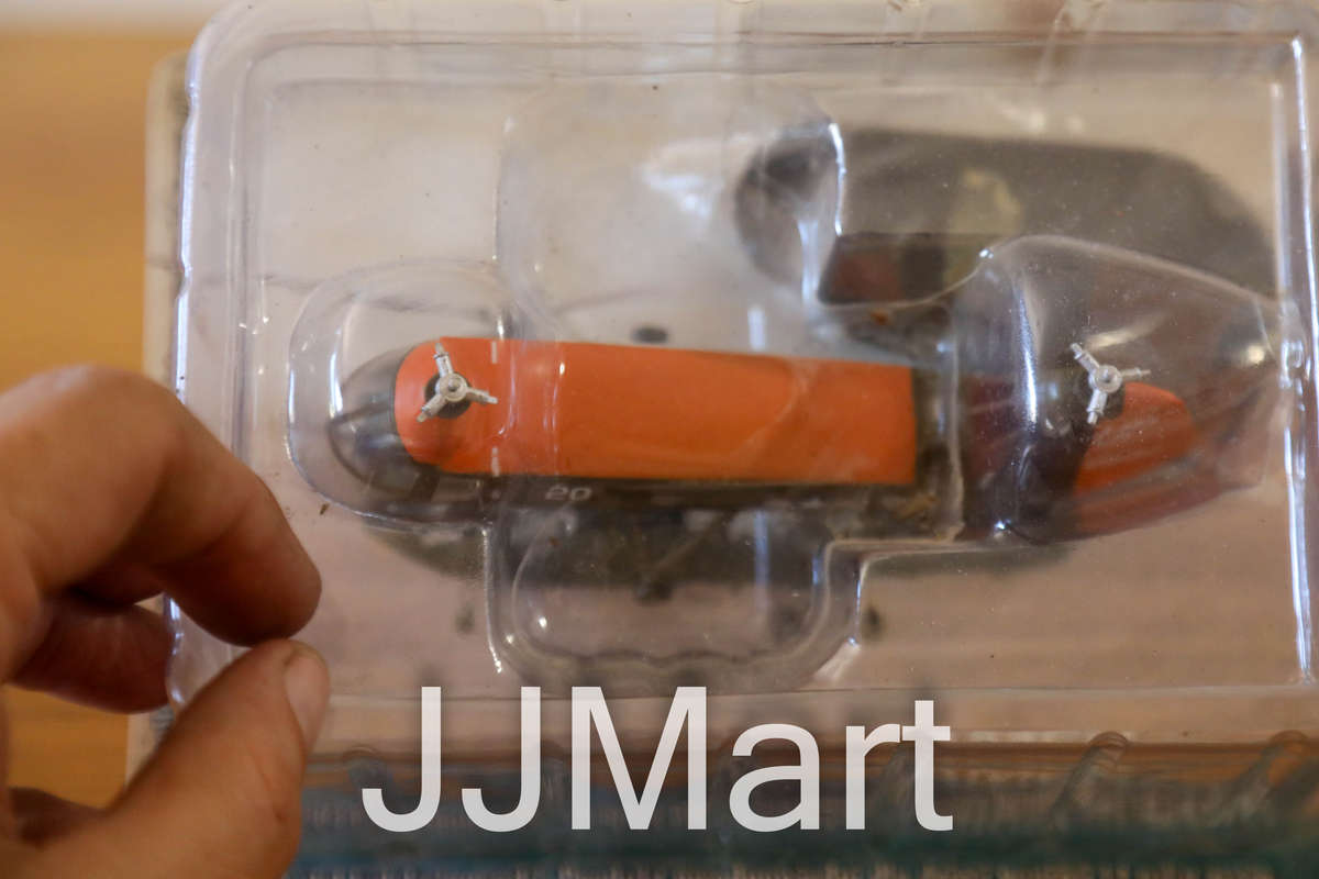 Amercom Helicopters of the World 1956 Piasecki HUP-2 Retriever Helicopter 1:72