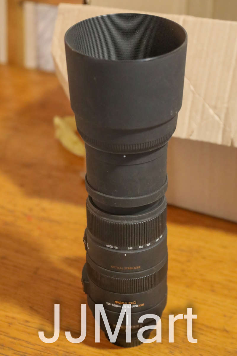 Sigma 150-500mm Lens for Canon with Lens Caps and Cover