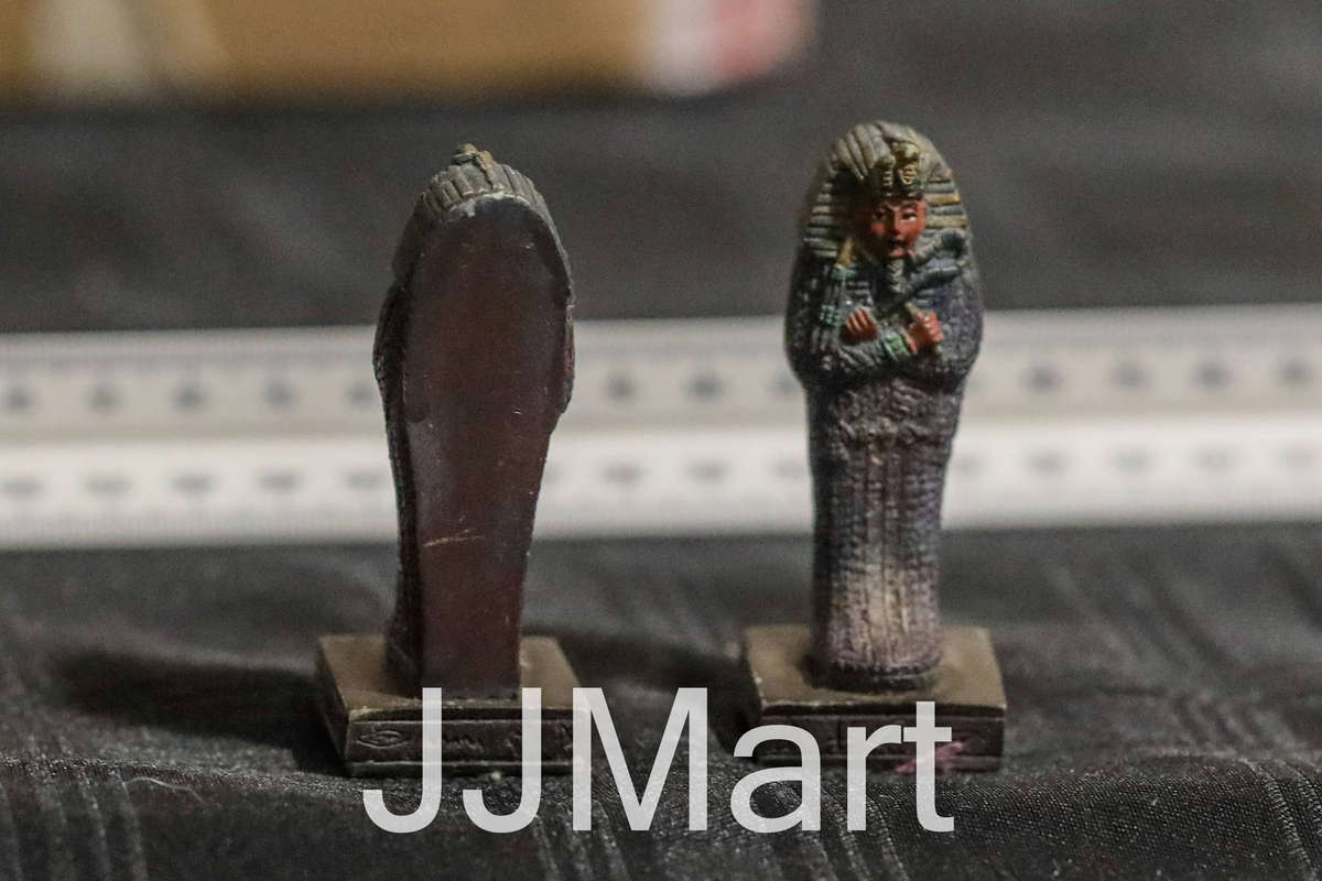 Egyption Figures x 2