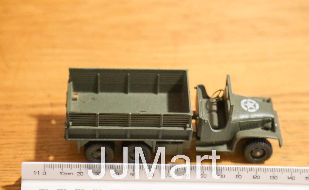 Military GMC  Metal WW11  Truck   1/50 -  Diecast Model