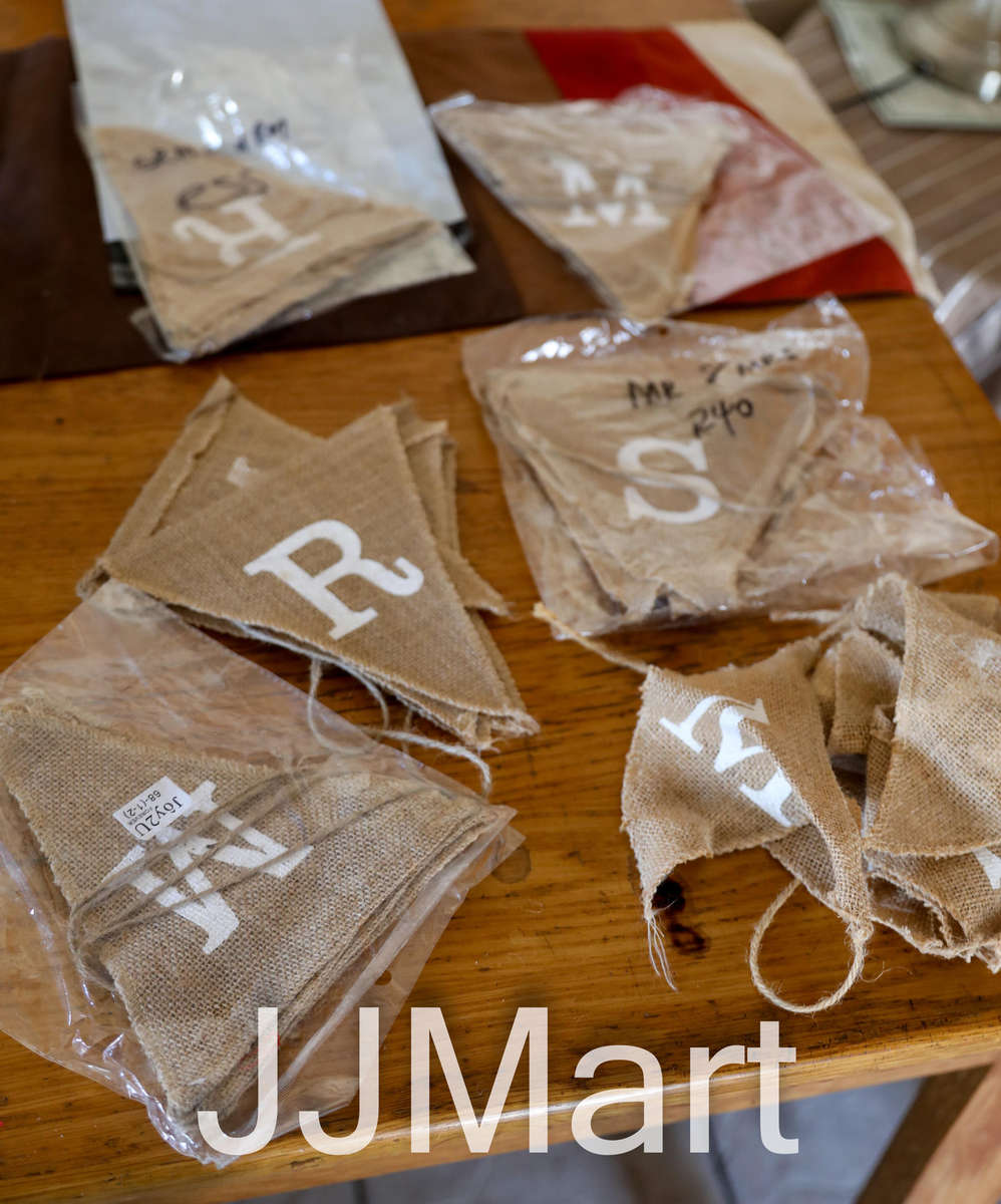 Mr & Mrs Hessian Bannerflags