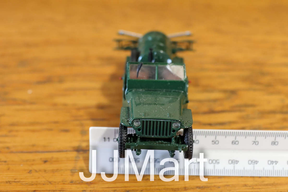 UNIVERSAL HOBBIES - 1:43 - Diecast 1962 Jeep Agricole Model
