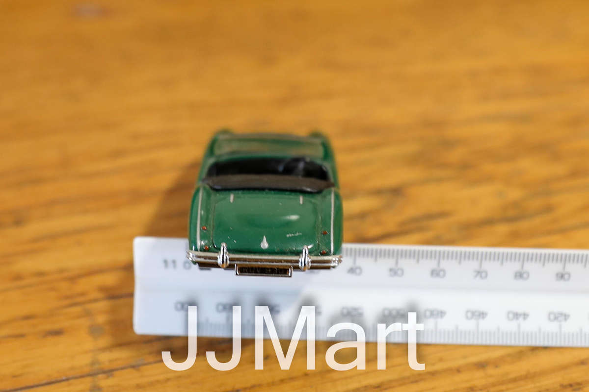 Dinky by Matchbox DY-30, Austin Healey 100 BN2, British Racing Green