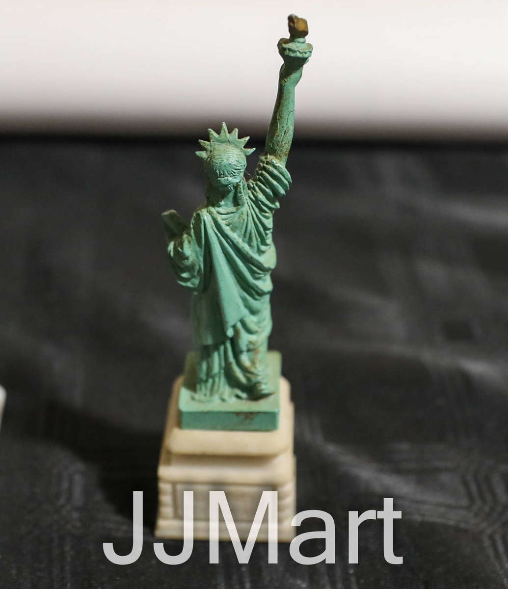 Vintage Statue Of Liberty Figurine New York Souvenir Colbar Art Made In USA - 1989