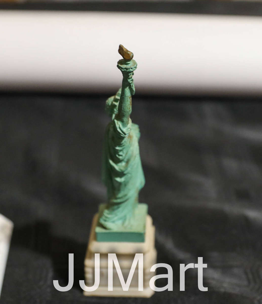 Vintage Statue Of Liberty Figurine New York Souvenir Colbar Art Made In USA - 1989