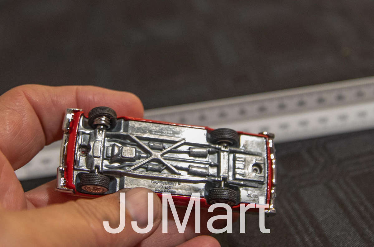 Hollywood Series 23 -Christine - 1958 Plymouth Fury (RED/White ROOF) 44830-C by Greenlight Model Car