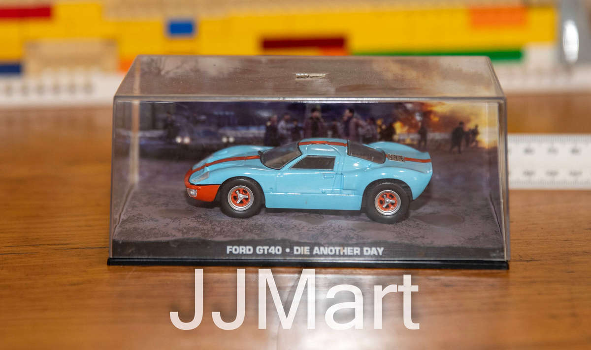 Ford GT40 Die Another Day James Bond 1/43 Universal Hobbies
