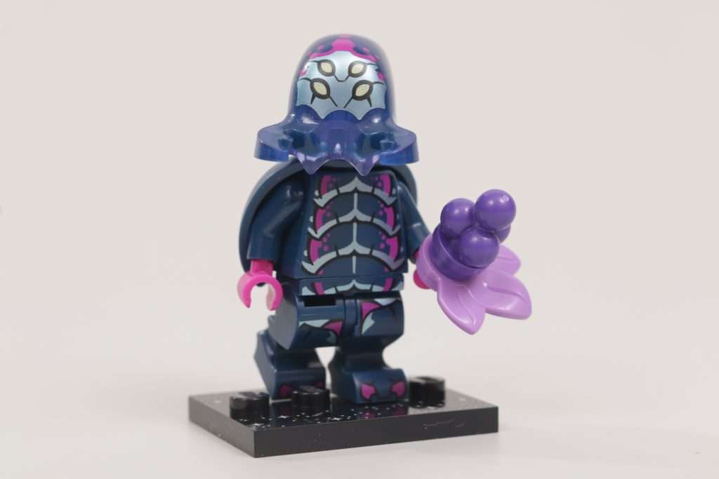 LEGO MINIFIGURES Series 26 - Alien Beetlezoid