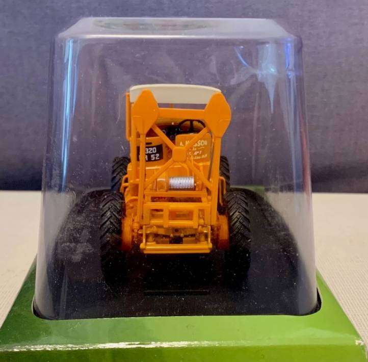 Hachette Model tractor -LATIL H14 TL10 1950)- 1:43 Model Die Cast Metal - Orange
