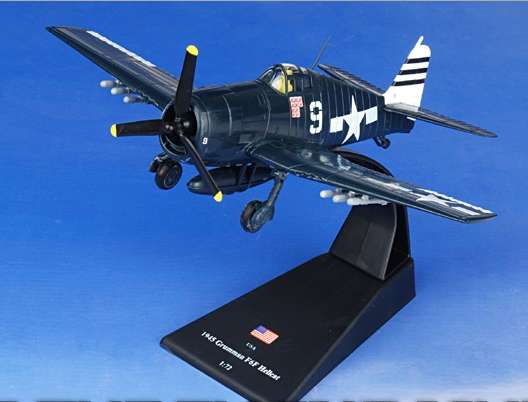 Amercom Aircraft of the World  Grumman Hellcat  1:72 fighter model