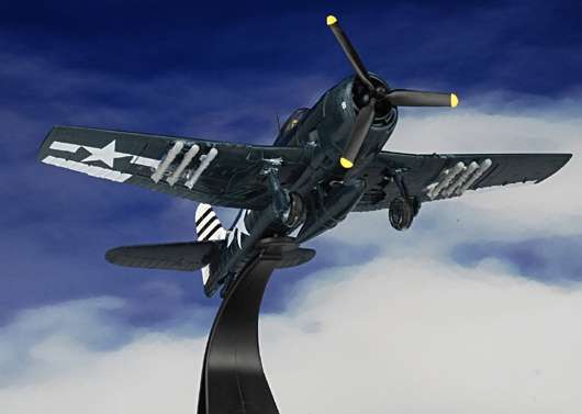 Amercom Aircraft of the World  Grumman Hellcat  1:72 fighter model