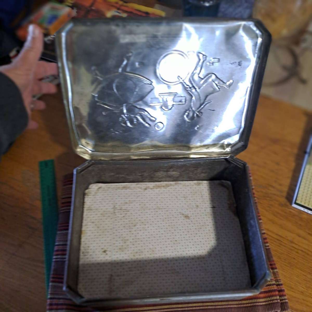 Vintage Art Deco Tin Box Schilling & Sohn Bremen, 1920's